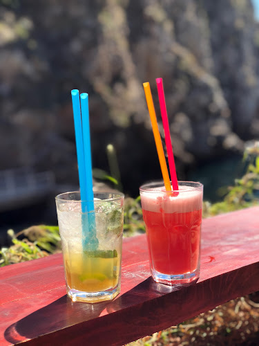 Opinii despre Beach bar Ala Mizerija în Dubrovnik - Gastronomija i ugostiteljstvo