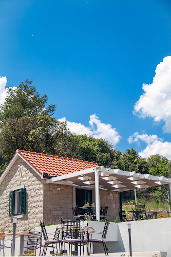 Put kuprija 50, 21410, Škrip