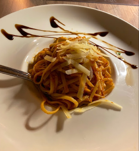 RESTAURANT KULF - Gastronomija i ugostiteljstvo