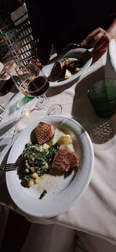 Opinii despre Restoran Hotel Barbat în Barbat na Rabu - Gastronomija i ugostiteljstvo