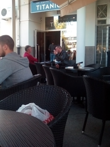 Comentarii opinii despre Kaferaj caffe bar