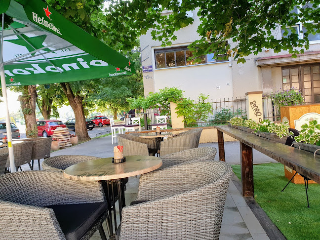 Zagrebačka ul. 1, 31000, Osijek