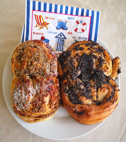 Opinii despre PEKARA TROGIR, OBRT ZA PROIZVODNJU KRUHA I PECIVA în Trogir - Gastronomija i ugostiteljstvo