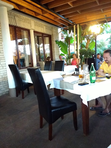 Ul. Mala Vala 53, 52212, Valbandon