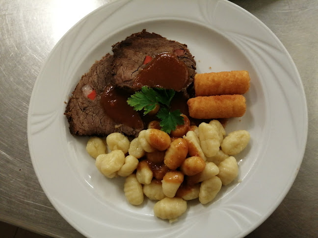 Jadran - Gastronomija i ugostiteljstvo