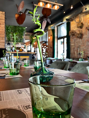 Ul. kralja Petra Svačića 16, 31000, Osijek