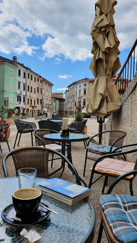 Narodni trg 2, 52215, Vodnjan