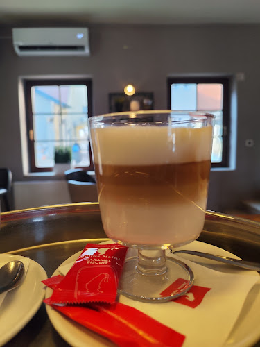 Comentarii opinii despre Mil caffe i rođendaonica