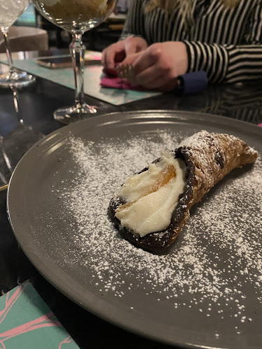 Opinii despre Ventidue Pizza & Bar în Osijek - Gastronomija i ugostiteljstvo