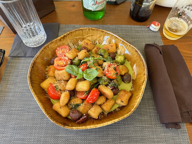 Ul. Mihovila Pavlinovića 4, 23000, Zadar