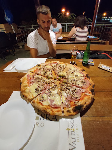 Opinii despre Bistro "Valbiska" în Milohnići - Gastronomija i ugostiteljstvo