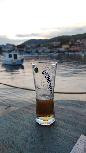 Comentarii opinii despre Caffe Bar Lux