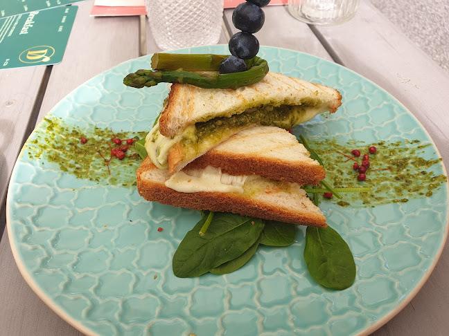 Comentarii opinii despre Drama Bar