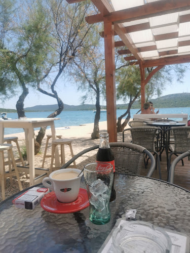 Beach bar Tamaris - Pirovac