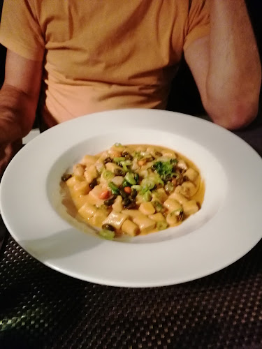 Barba Danilo's Wine, Aperitifs & Istrian Snacks - Gastronomija i ugostiteljstvo