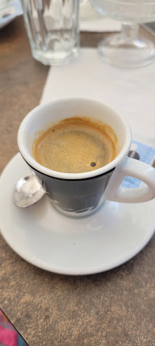 Slastičarnica - Caffe bar Kalipso - Gastronomija i ugostiteljstvo