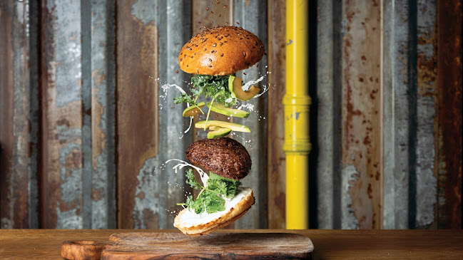 Submarine Burger Frankopanska