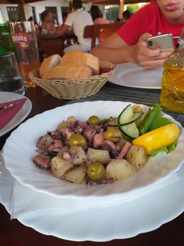 Konoba Mali mol - Bale