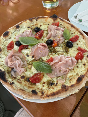 Opinii despre bistro Olea în Tučepi - Gastronomija i ugostiteljstvo