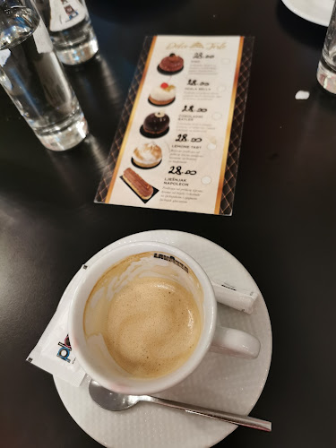 Opinii despre Plaza Bar în Zagreb - Gastronomija i ugostiteljstvo