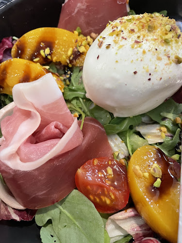 Opinii despre Cicibela food and wine bar (SPLIT) în Split - Gastronomija i ugostiteljstvo