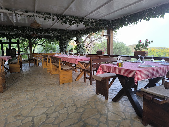 Konopica - Gastronomija i ugostiteljstvo