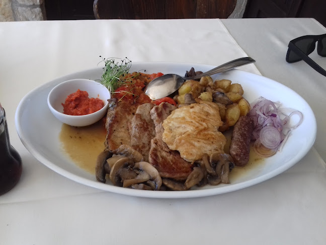 Restaurant Konoba Daniela - Gastronomija i ugostiteljstvo