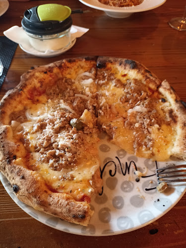 Bar & Grill Genius - Gastronomija i ugostiteljstvo