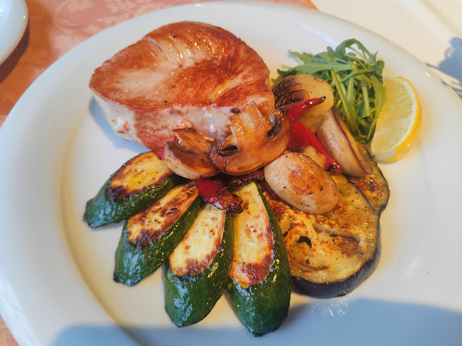 Restoran Mladenka - Gastronomija i ugostiteljstvo