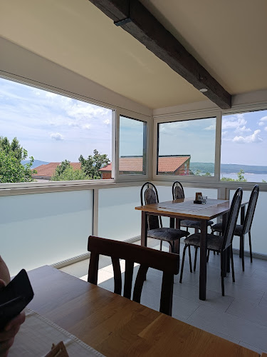 Opinii despre Restoran Mika în Crikvenica - Gastronomija i ugostiteljstvo