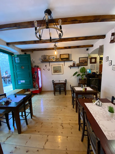 Konoba Dalmatina - Gastronomija i ugostiteljstvo