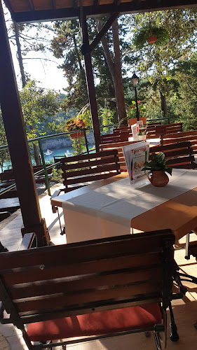 Taverna Koralj - Gastronomija i ugostiteljstvo