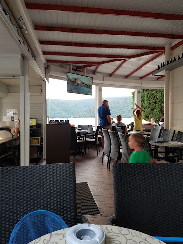 Opinii despre Pingo 2 în Rabac - Gastronomija i ugostiteljstvo