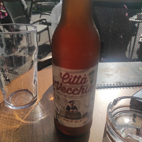 VR9V+7X, Danteov trg 1, 52100, Pula