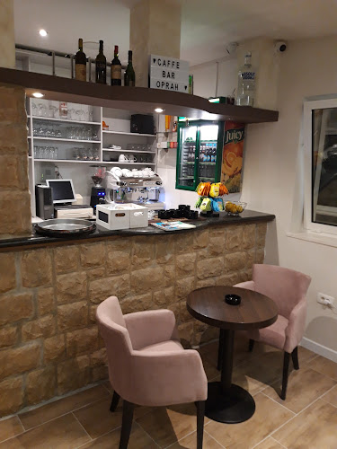 Cafe Oprah - Gastronomija i ugostiteljstvo