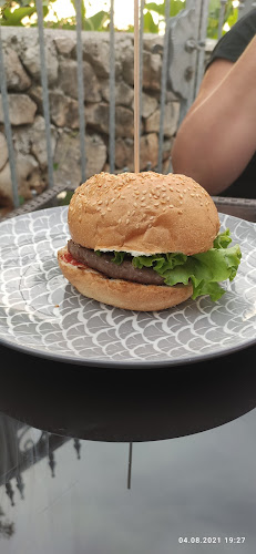 Opinii despre Bistro Petit în Žaborić - Gastronomija i ugostiteljstvo