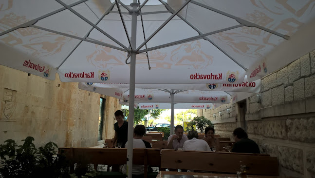 Konoba Elf - Gastronomija i ugostiteljstvo