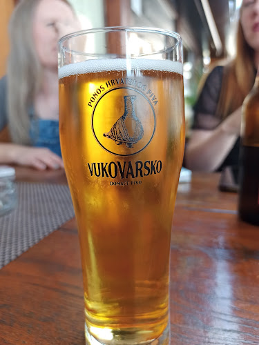 Opinii despre Restoran Stari Toranj în Vukovar - Gastronomija i ugostiteljstvo