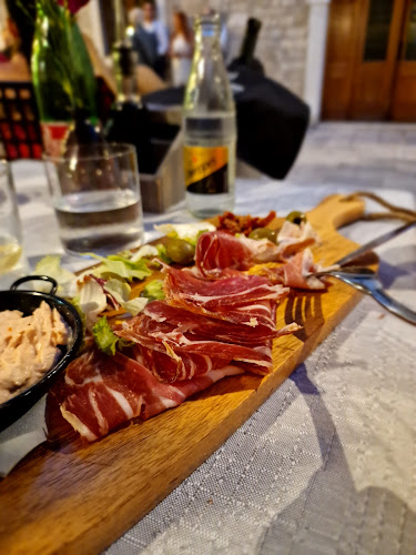 Poljana Grgura Ninskog 3, 21000, Split