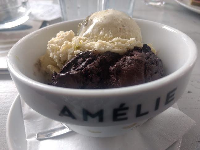 Comentarii opinii despre Amélie Maksimir