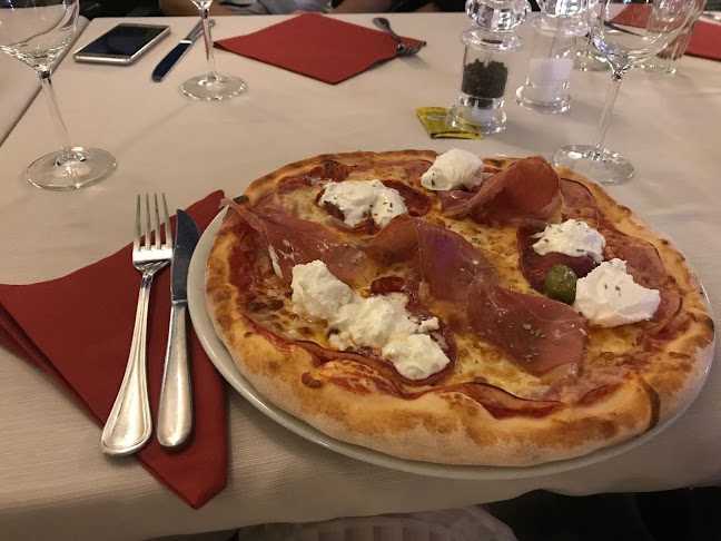 Restaurant & Caffe „Velum“