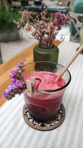 Capo Fronte - Gastronomija i ugostiteljstvo