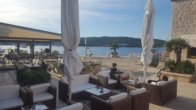 Comentarii opinii despre Lambik Bar & Bistro