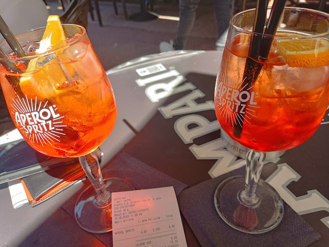 Opinii despre Mali Caffe în Rijeka - Gastronomija i ugostiteljstvo