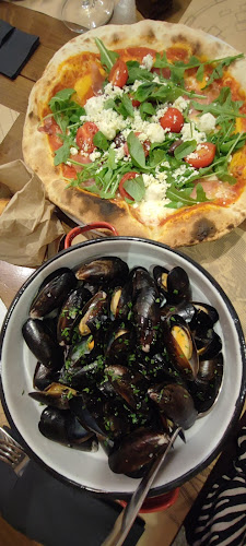 Restoran 4 Kantuna - Gastronomija i ugostiteljstvo