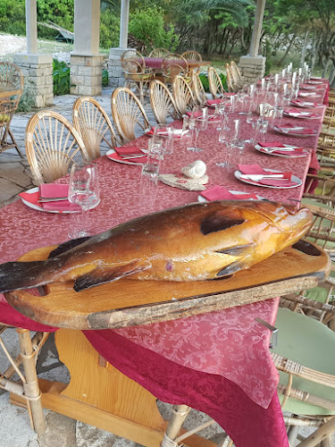 Restaurant Estravaganca (rooms and restaurant)