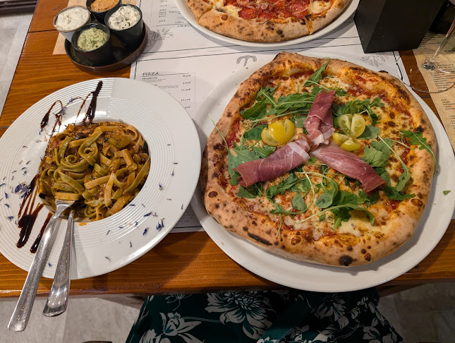 Pizza Pasta Tudors - Split