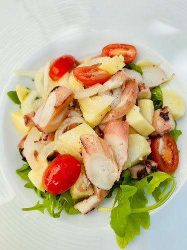 Ul. Alesandra Paravije 7, 23000, Zadar