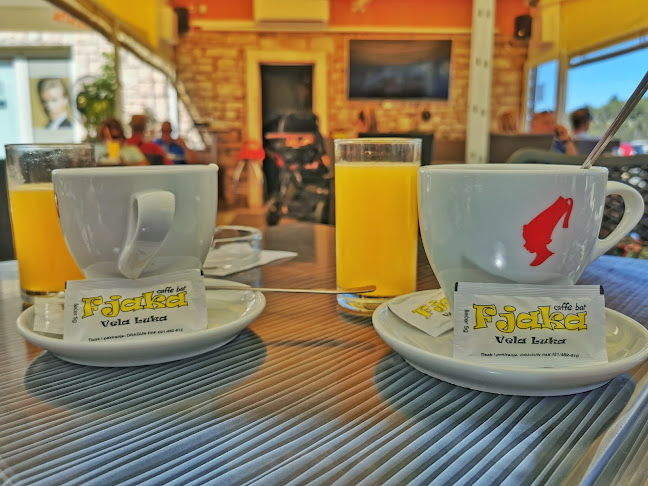 Comentarii opinii despre Fjaka Cafe/Bar