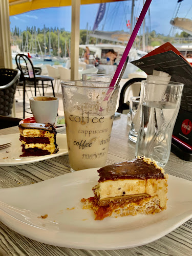 Comentarii opinii despre CONTE Caffe&Pastry